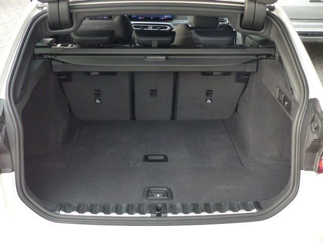 BMW Série 3 Touring BMW 330d XDrive 286Ch Touring M Sport Attelage ACC Caméra