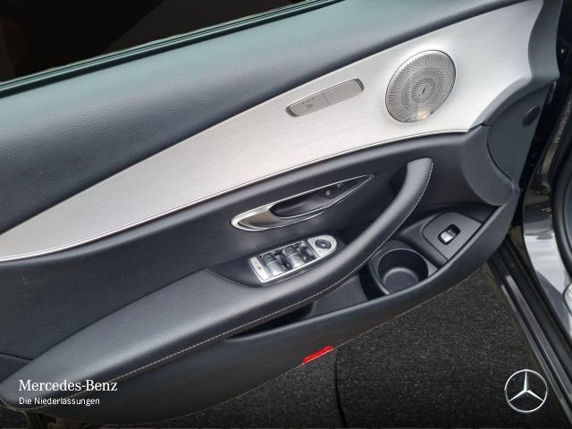 Mercedes Classe E 220 D 4M T 194Ch Avantgarde +SD + AHK + RFK + Garantie