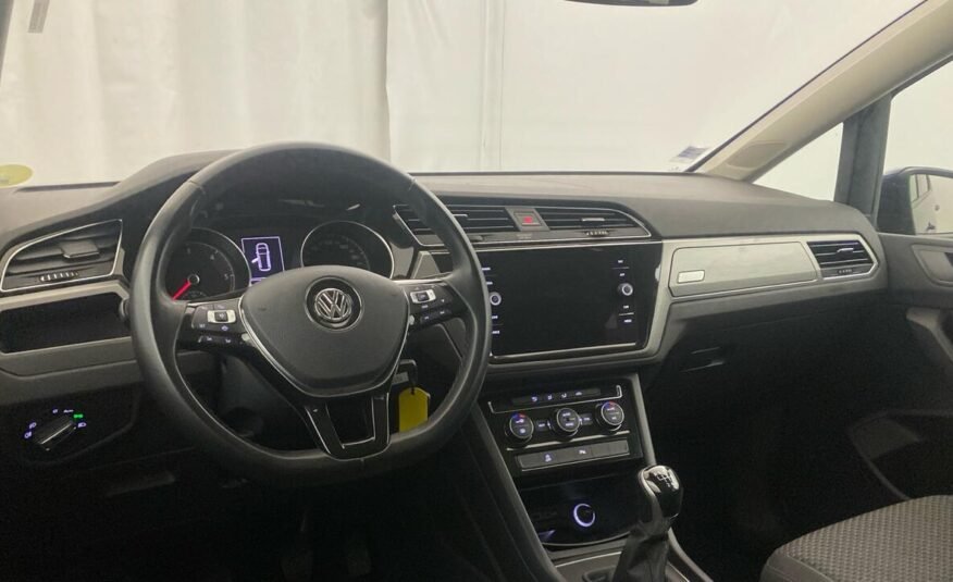 Volkswagen Touran Lounge Business 2.0 TDI 150 7 places
