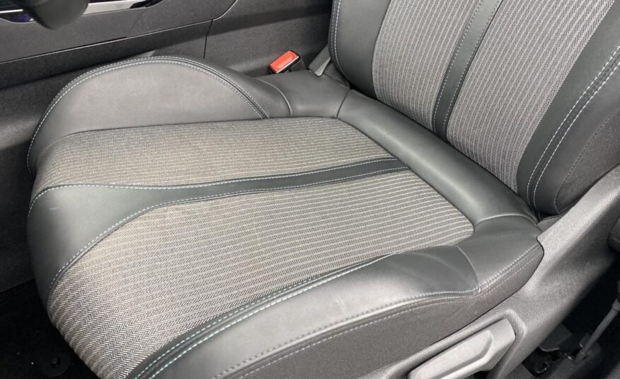 Peugeot 5008 Allure Pack 1.5 BlueHDi 130 EAT8 7 Sieges