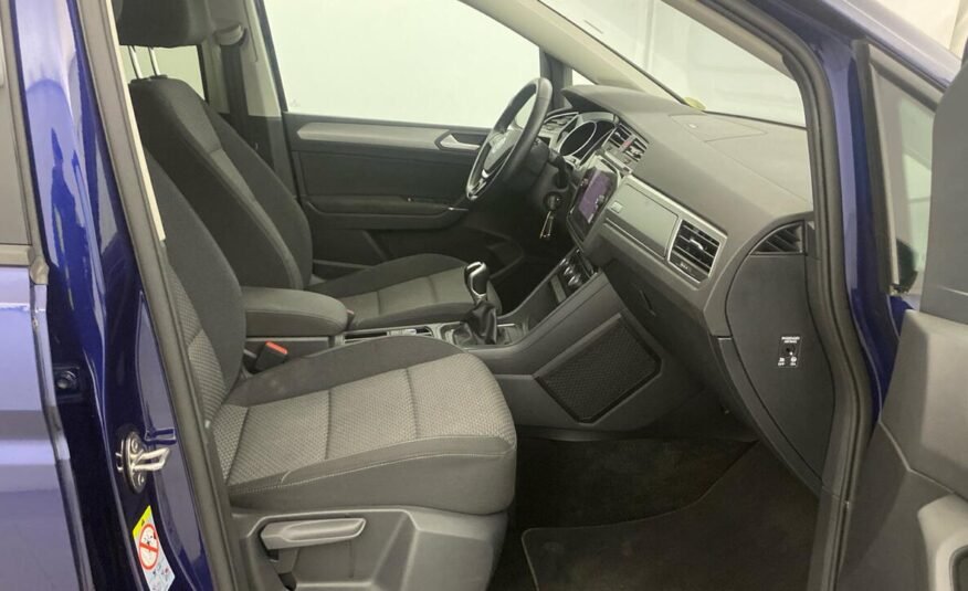 Volkswagen Touran Lounge Business 2.0 TDI 150 7 places
