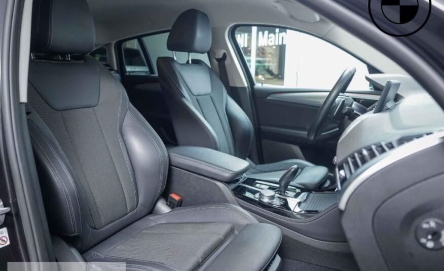 BMW X4 XDrive30d 286Ch X Line Attelage Alarme DAB Navi