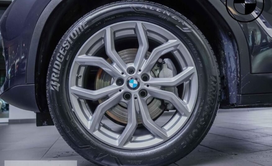 BMW X4 XDrive30d 286Ch X Line Attelage Alarme DAB Navi