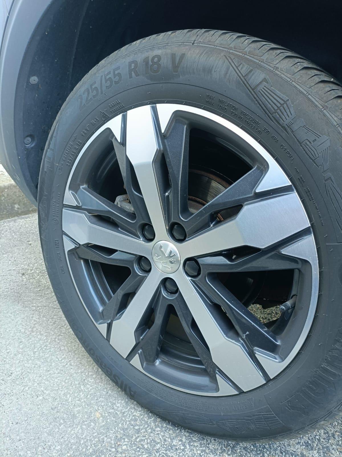 Peugeot 5008 GT Full options 7 places