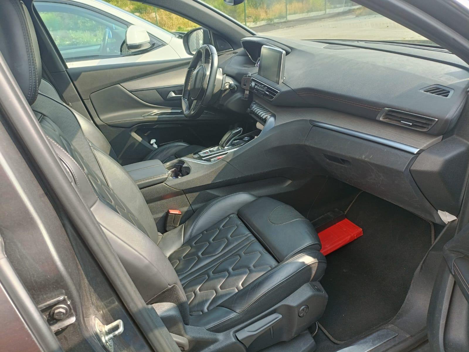 Peugeot 5008 GT Full options 7 places