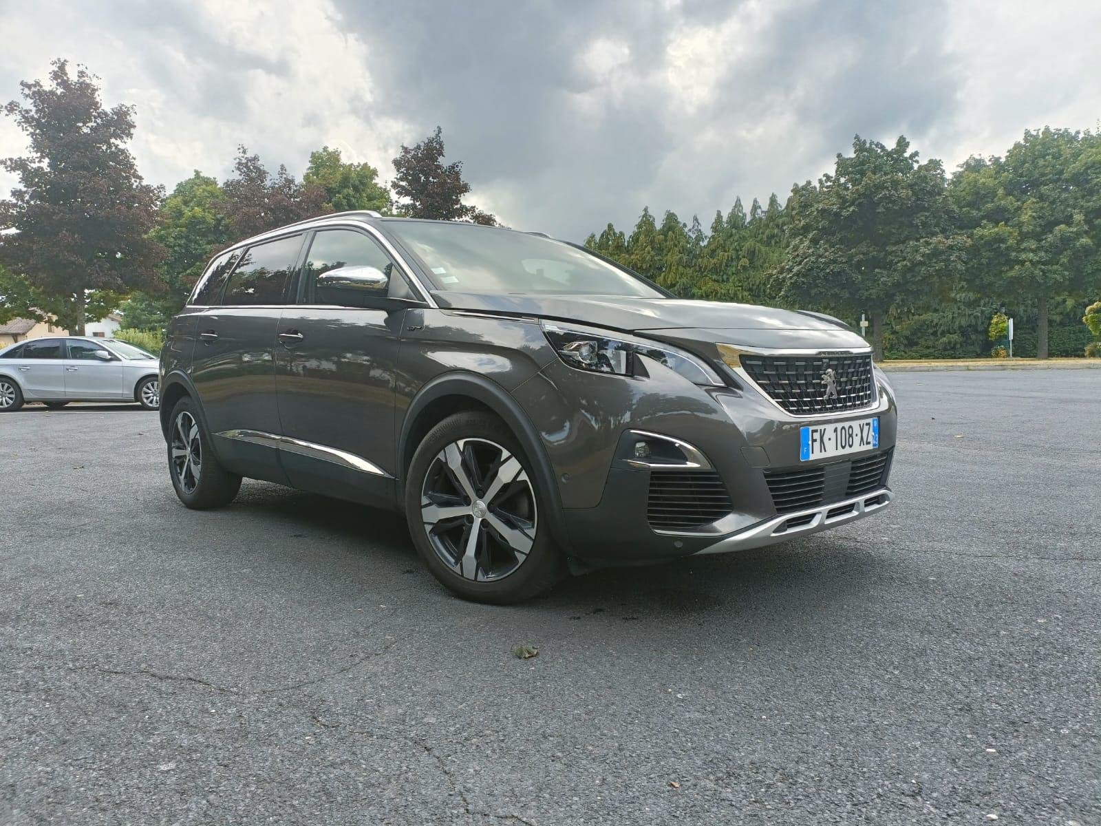 Peugeot 5008 GT Full options 7 places